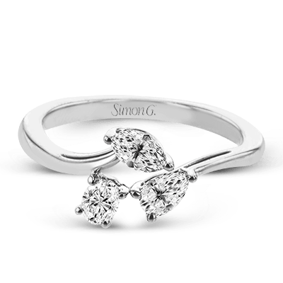 RIGHT HAND RING View 2