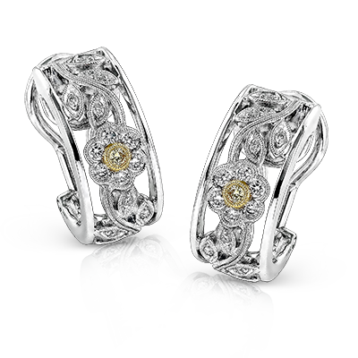 18K White Gold Earring